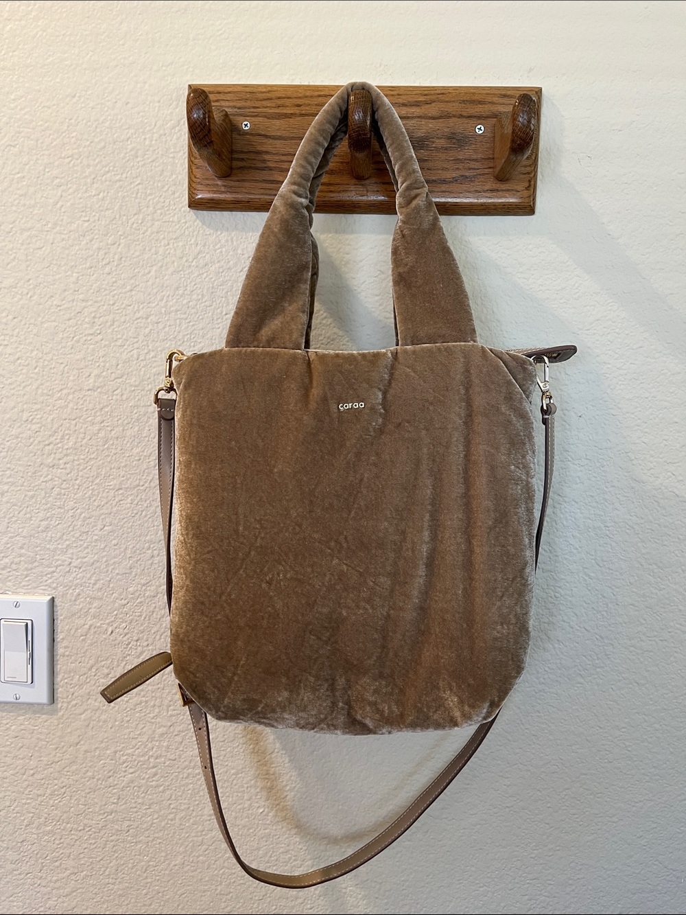 Caraa velvet tote pre loved